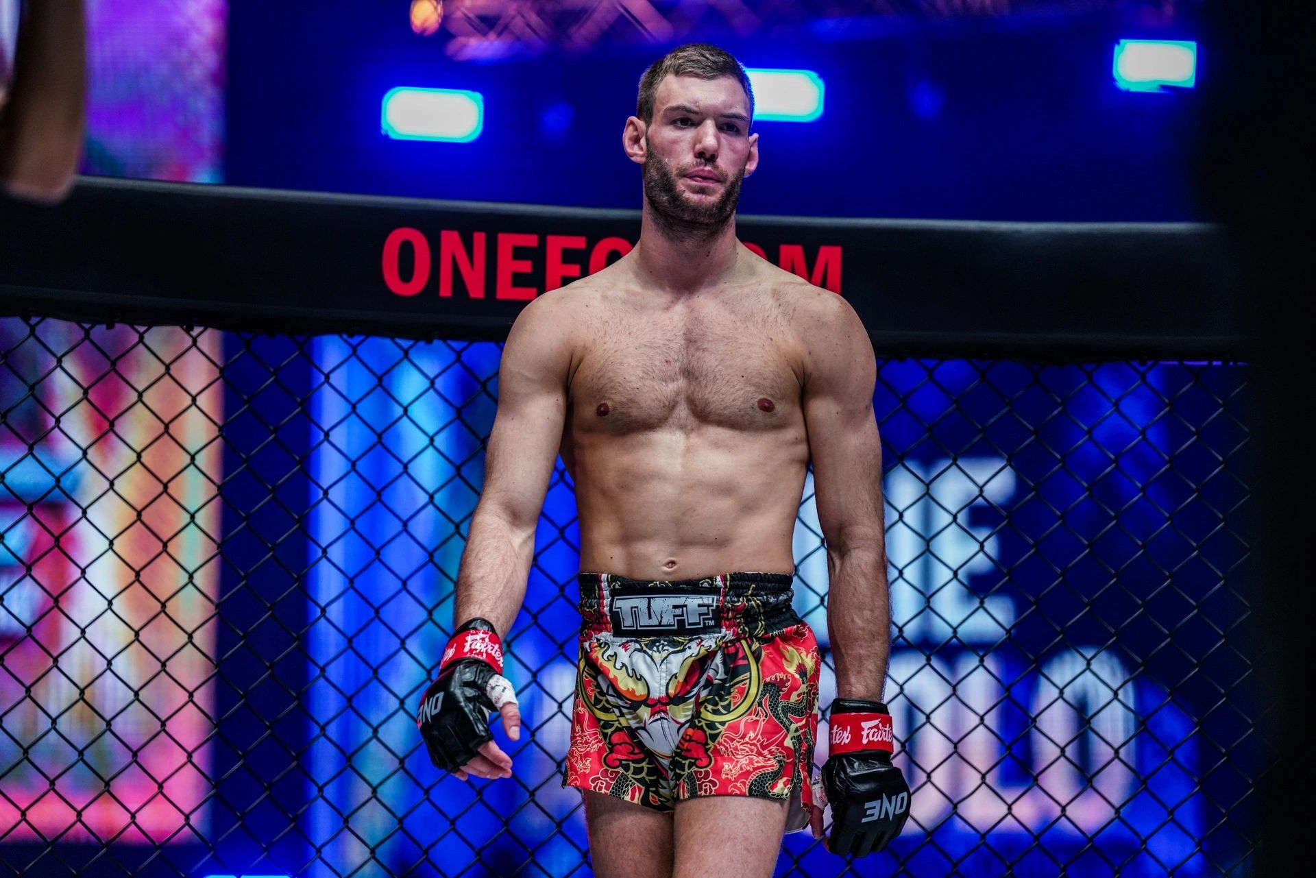 Liam Nolan vs Eddie Abasolo Muay Thai fight