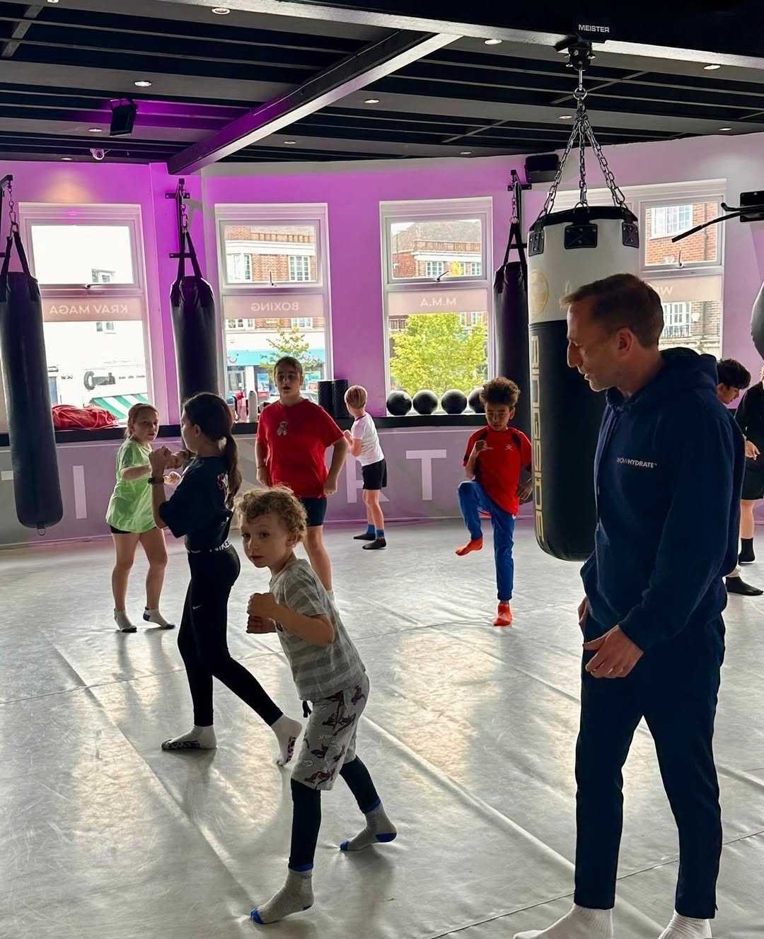 Matt Doran coaching kids Muay Thai class at Nolan Muay Thai Beckenham